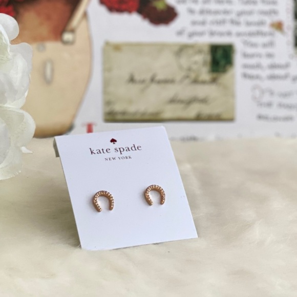 NEW KATE SPADE ♠️ WILD ONES HORSESHOE PAVE STUDS - Picture 8 of 10